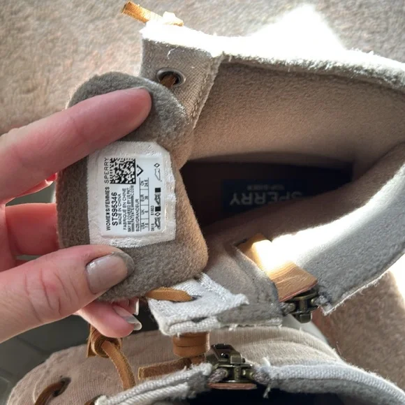 Sperry Waterproof Boots - Picture 3 of 5